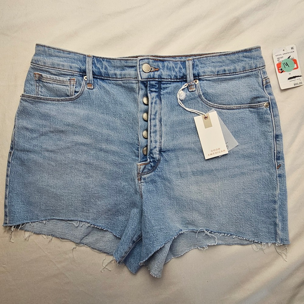 Good American Size 14 Bombshell Short Exposed Button Fly Raw Hem NWT 1422